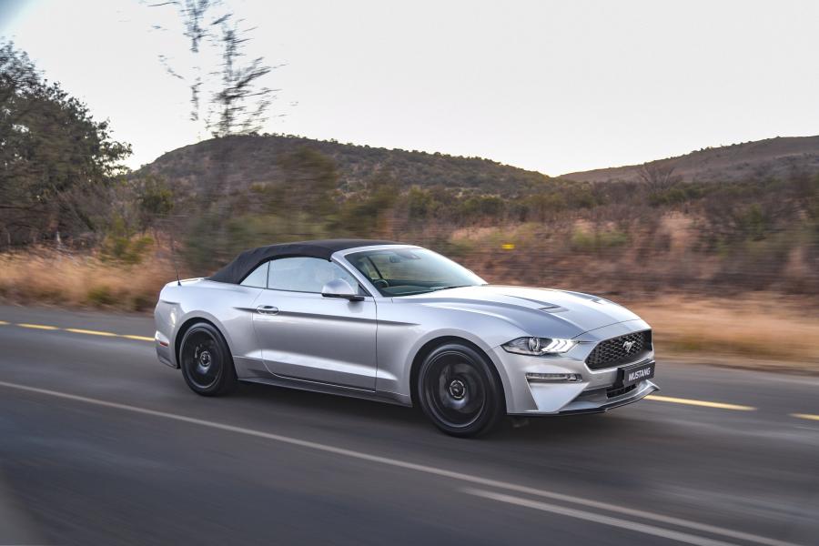  Ford Mustang EcoBoost Convertible 2019 года  (ZA) (фото 38 из 40)